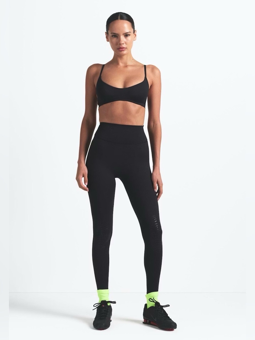 NikeSKIMS MATTE KNEE GRIP 26" LEGGING